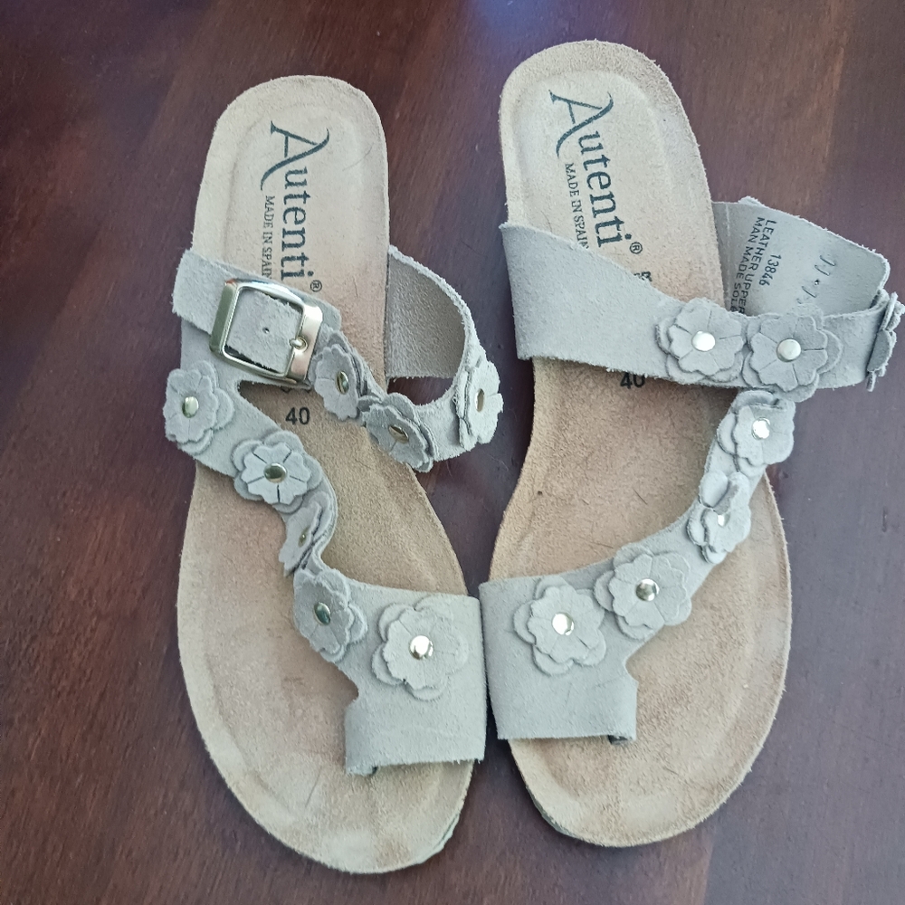 Women's Beige Sandals